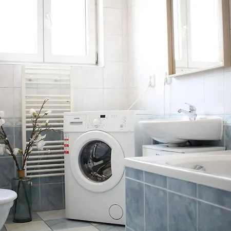 Floor Manderla Апартаменты *