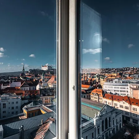 Daire Floor Manderla Bratislava