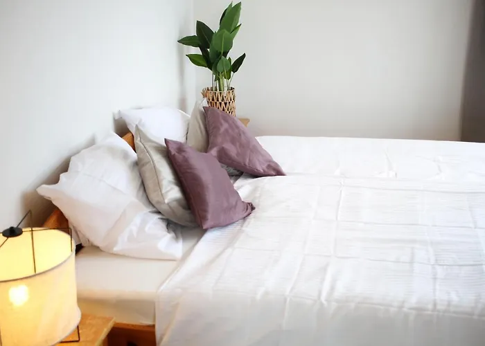 Daire Floor Manderla *